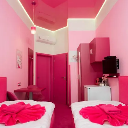 Colours - Your 7 Colour Experience In Centre Of * Prága