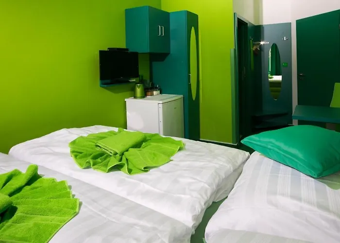Colours - Your 7 Colour Experience In Centre Of *
