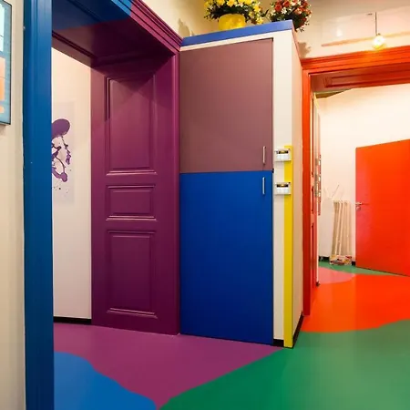 Colours - Your 7 Colour Experience In Centre Of * Praga